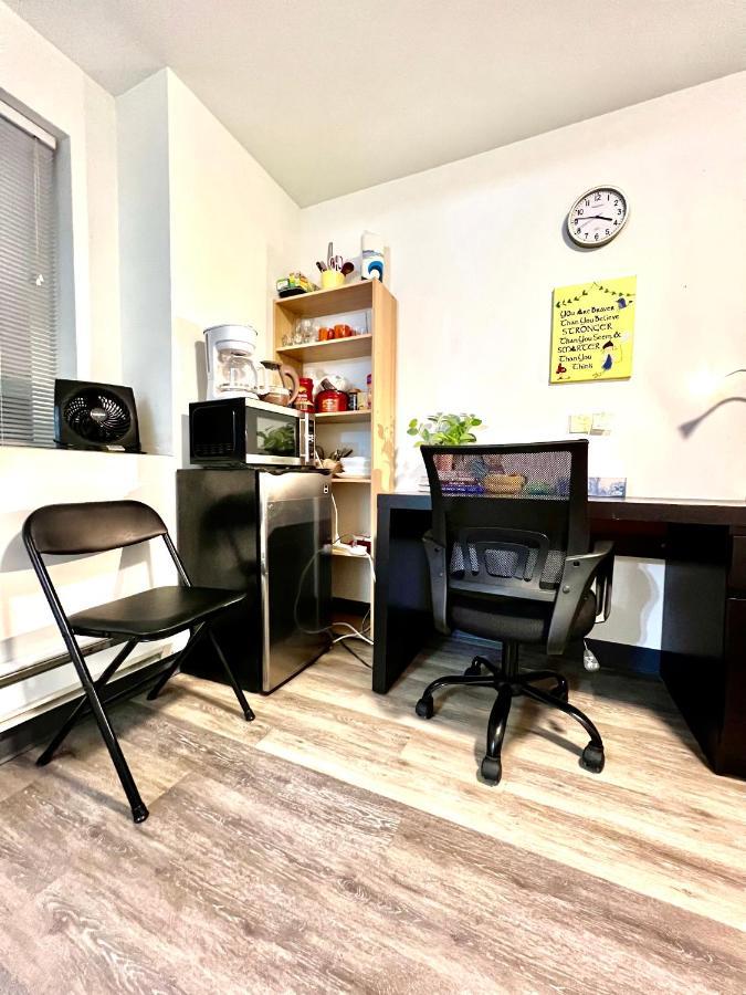 Micro Studio Apartment 10 Minutes Walk To University Of Washington Seattle Exterior foto