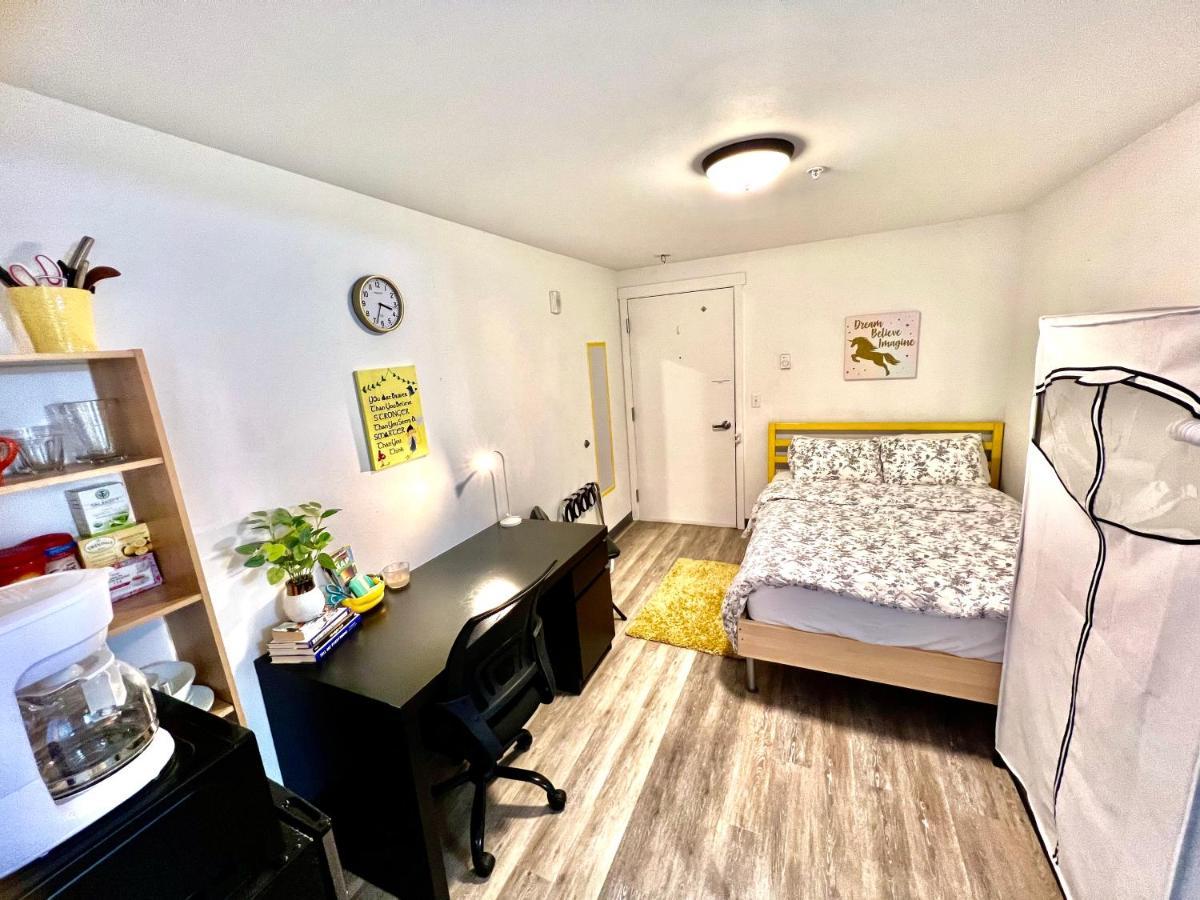 Micro Studio Apartment 10 Minutes Walk To University Of Washington Seattle Exterior foto